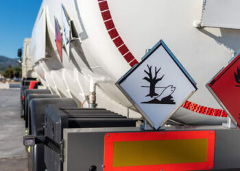 como transportar mercancía peligrosa