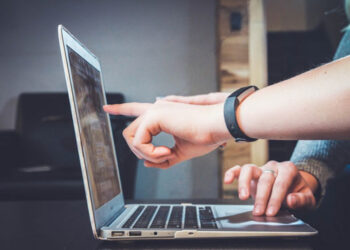 Donde colocar los conocimientos en informática en el currículo